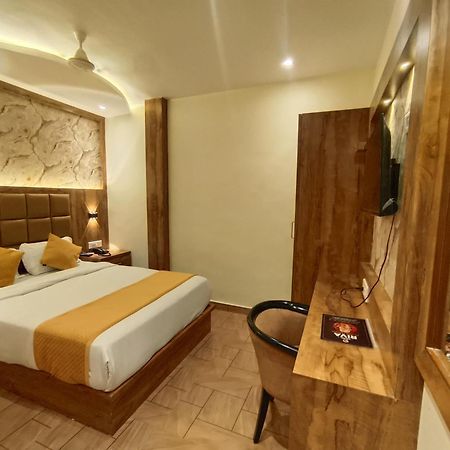 Hotel Riva International Goregaon- Near Nesco مومباي المظهر الخارجي الصورة