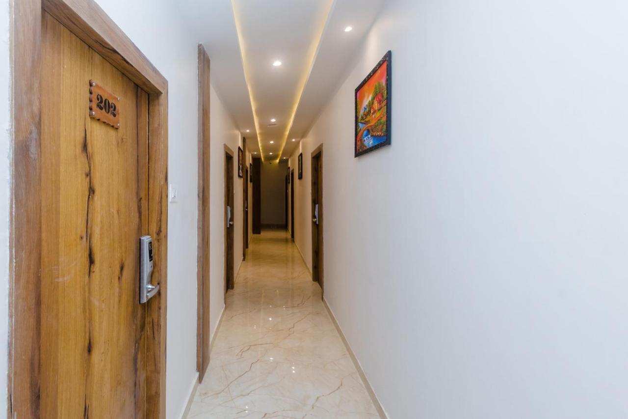 Hotel Riva International Goregaon- Near Nesco مومباي المظهر الخارجي الصورة