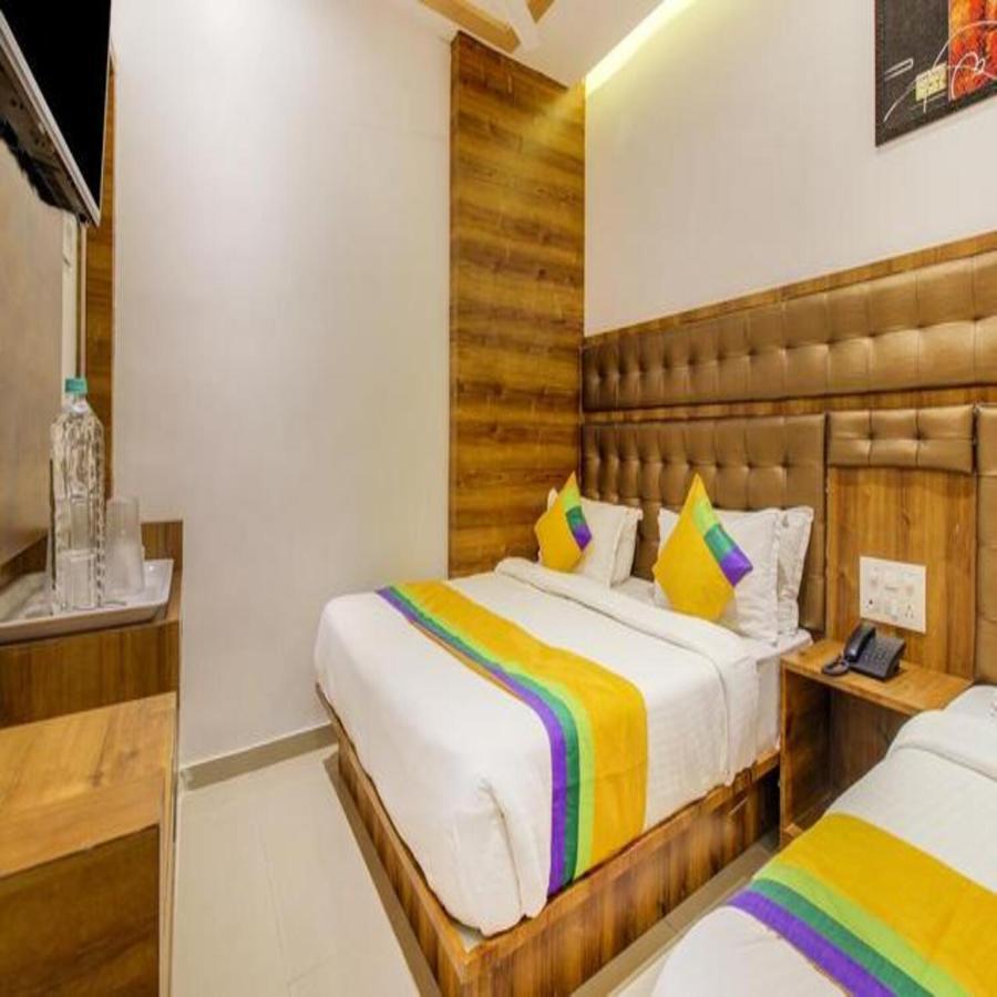 Hotel Riva International Goregaon- Near Nesco مومباي المظهر الخارجي الصورة