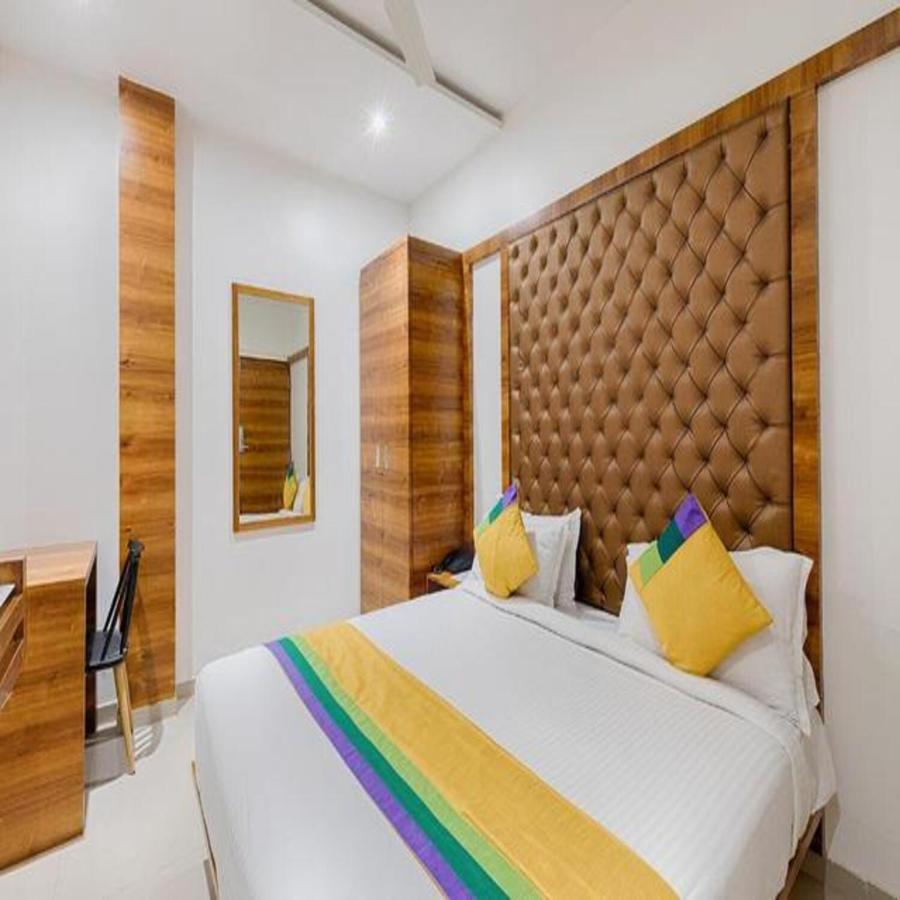 Hotel Riva International Goregaon- Near Nesco مومباي المظهر الخارجي الصورة