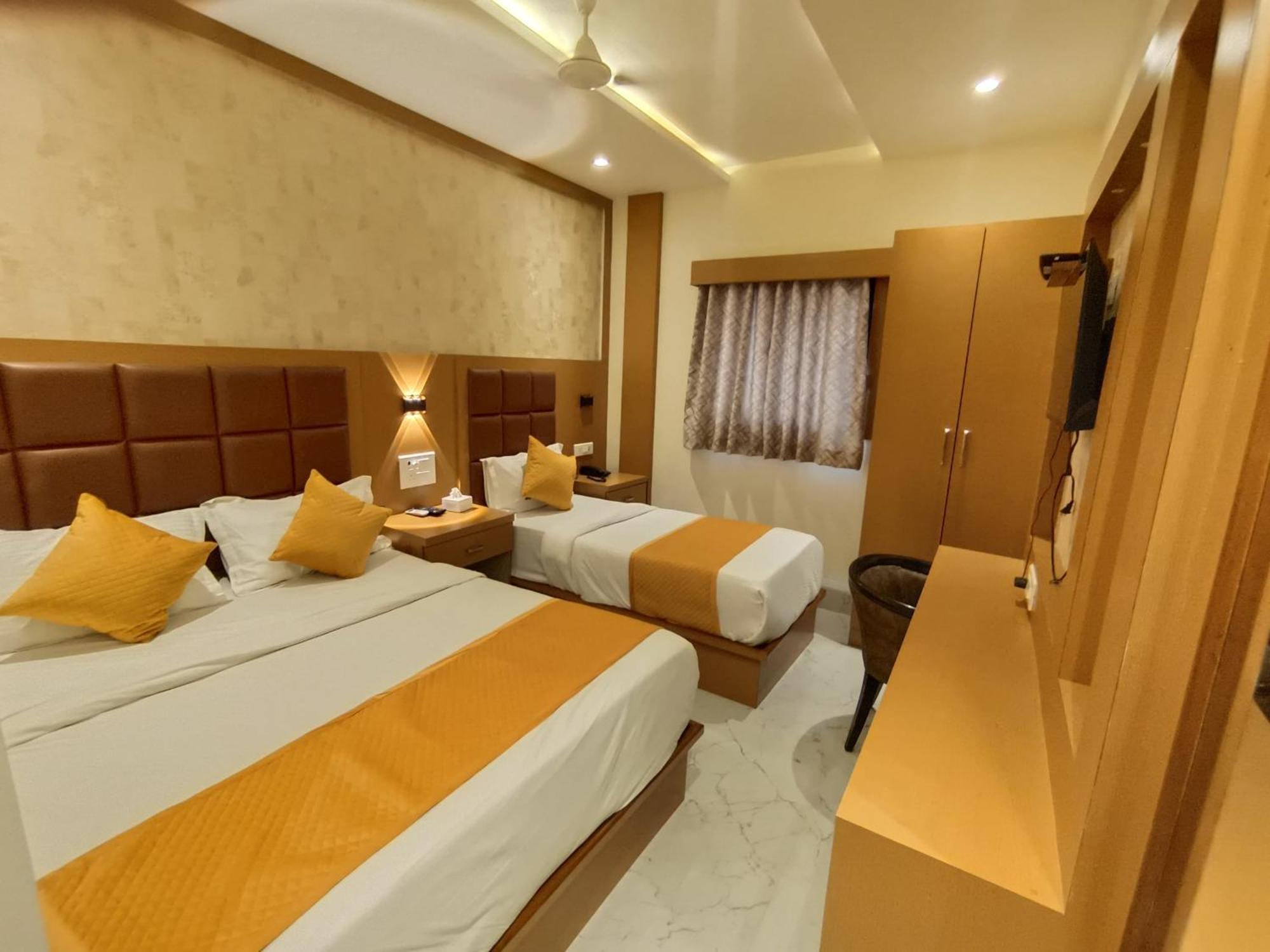 Hotel Riva International Goregaon- Near Nesco مومباي المظهر الخارجي الصورة