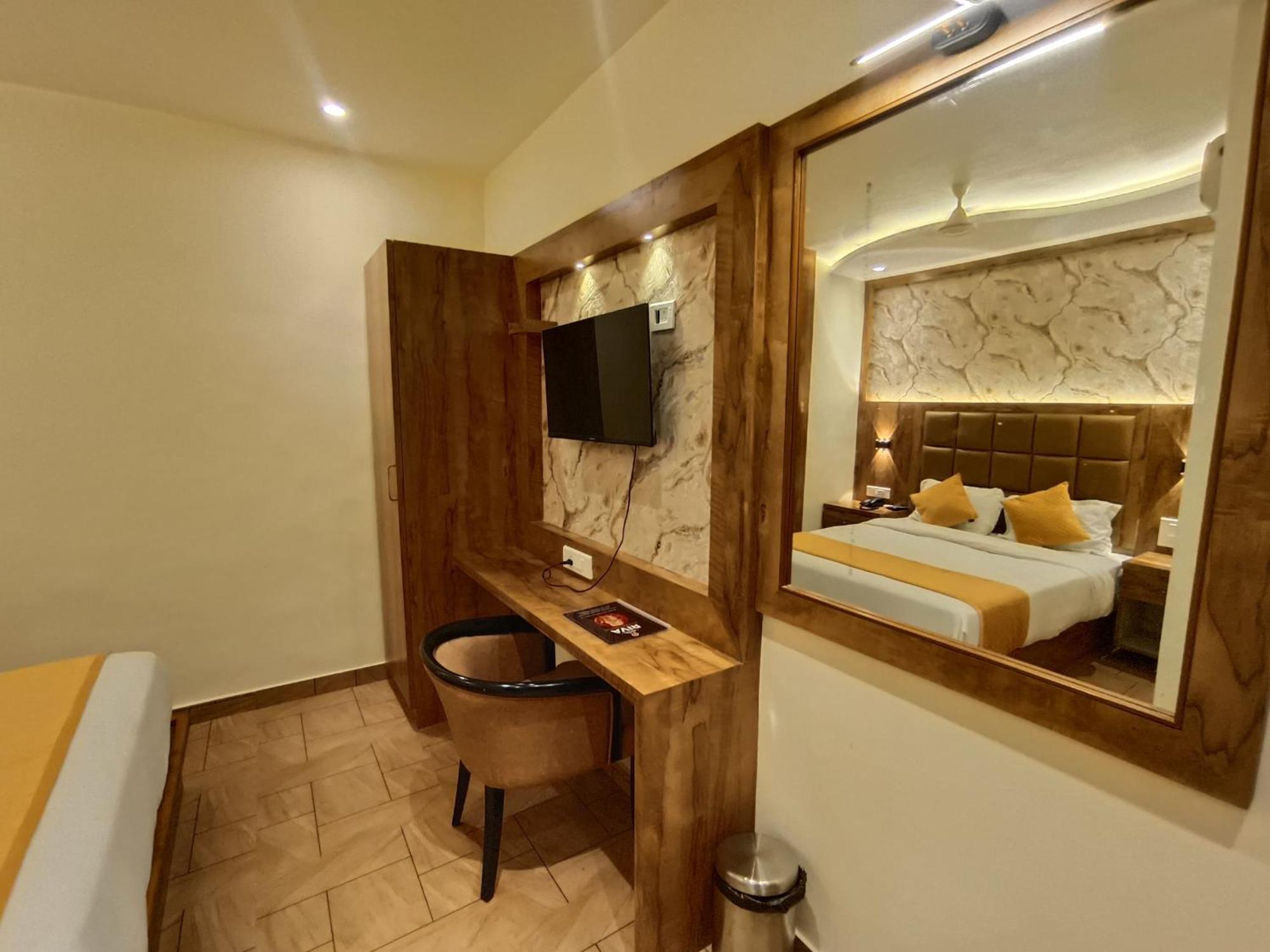 Hotel Riva International Goregaon- Near Nesco مومباي المظهر الخارجي الصورة