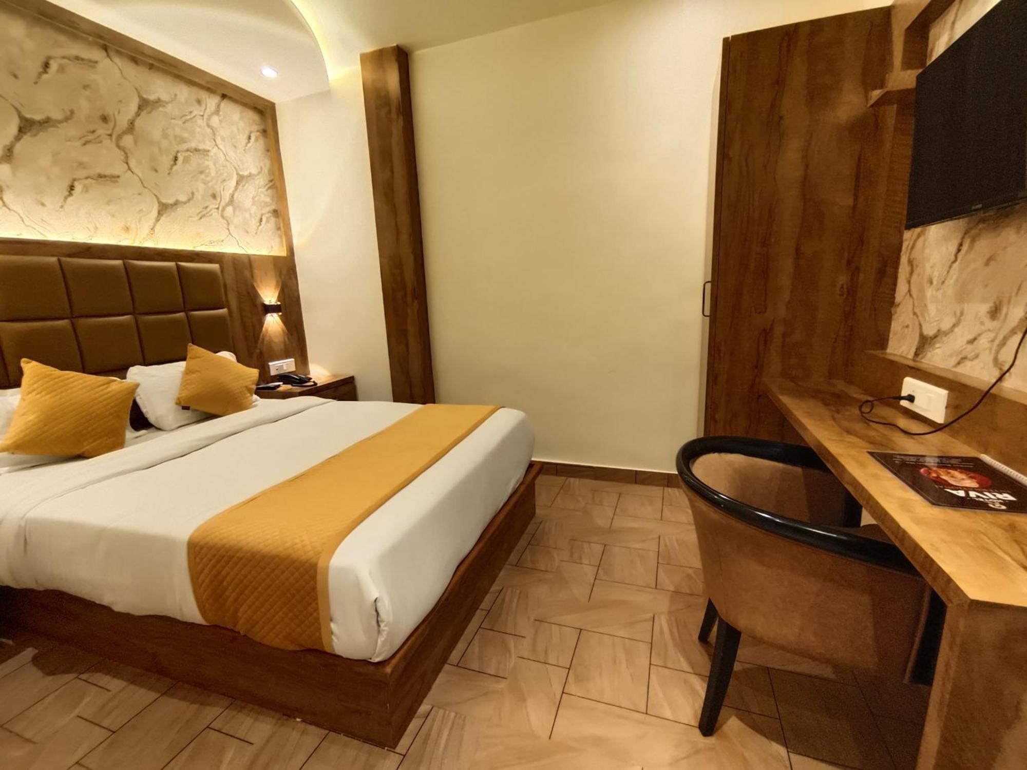 Hotel Riva International Goregaon- Near Nesco مومباي المظهر الخارجي الصورة